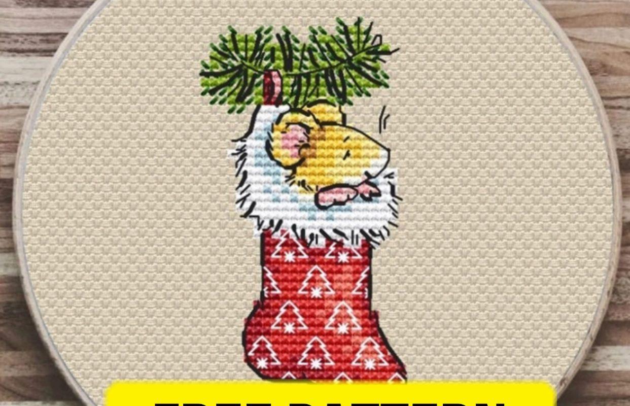 Little Mouse - Free Cross Stitch Pattern Christmas Animals